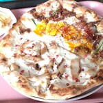 真鶴ピザ食堂 KENNY - さばみりんとリコッタチーズ、プルコギのハーフアンドハーフ