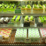 FARM PATISSERIE LE FUKASAKU - 素敵なショーケース。
