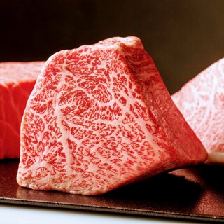 年間約120頭しか出荷されない山口県産「高森和牛」等を堪能