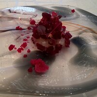 クイントカント - 海老とビーツのインサラータ（2022.6）