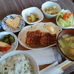 カフェ・アカリ - ヒレカツのワンコインランチ