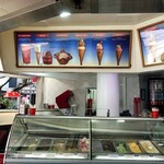 ROYAL COPENHAGEN ICE CREAM - 店内