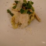 Antica osteria del mare - タリアテッレ若鳥とパルメザンチーズのバジルソース