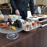 ソンブルイユ TOKYO - 小菓子ワゴン