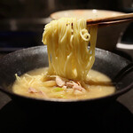 仁修樓 - 京都ななたに鴨の白湯ラーメン