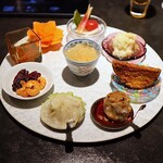 仁修樓 - 前菜盛り合わせ