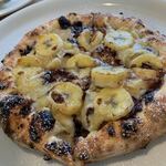Pizzeria Pino Isola VESTA - 【チョコバナナピッツァ…1,000円】2022/6