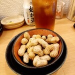 Hokkaidosakabayuuyakehaiborul - 塩茹で落花生 320円