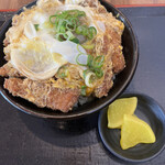 かつ丼吉兵衛 - 玉子とじかつ丼背ロースてんこ盛り玉子2個