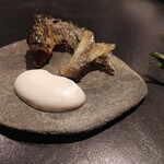 フロリレージュ - (2022/7 訪問)鮎の頭と骨はカラッとフリットに。