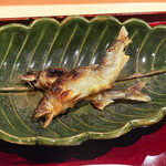 銀座 しのはら - 琵琶湖のあゆと長良川のあゆ食べ比べ