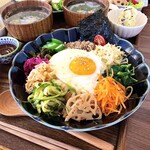 キッチン 鳶色 - 