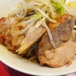 ラーメン二郎 - この日の豚