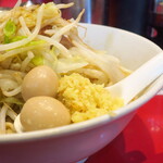 ラーメン二郎 - 汁なし半分＋ショウガ半分