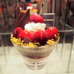 ウェスティン デリ - アメリカンチェリーとピスタチオのトライフル1,050円