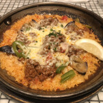 La Pesquera MARISQUERIA - 牛肉のボロネーゼと、茄子、モッツァレラのパェージャ