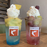 Cafe&bar PIENITORI - クリームサイダー　フルーツがゴロゴロ入っていて食べ応えがある！上に乗ったミルクジェラートが美味しい♡