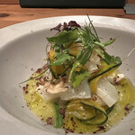 紋甲イカ鈴カボチャのマスタードマリネサラダ　パイナップルとズッキーニのガスパチョソース　1540円