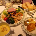 ロウリーズ・ザ・プライムリブ 東京 赤坂 - バイキング形式