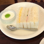 ダフネ珈琲館 - 