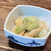 白碗竹快樓 祇園店 - 鶏と青瓜の炒め