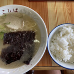 小柴ラーメン - 料理写真: