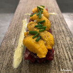 カーサ・デル・チーボ - 鯨の頬肉のタルターラと生海胆