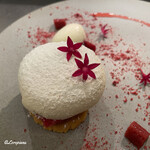 カーサ・デル・チーボ - クレームダンジュ､アーモンドミルクソルベ添え