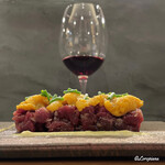 カーサ・デル・チーボ - Tramin Blauerburgunder Pinot Neroと鯨の頬肉のタルターラと生海胆