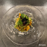 カーサ・デル・チーボ - 海鞘とキャビアと赤紫蘇とアオサを練り込んだ冷製タリオリーニ