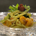 カーサ・デル・チーボ - 海鞘とキャビアと赤紫蘇とアオサを練り込んだ冷製タリオリーニ