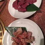 門 - 上:ハツ　下:センマイ元