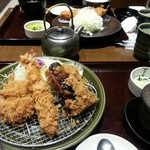 とんかつ和幸 - キャベツおかわりできるのは嬉しい！