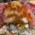 吉祥寺 肉ドレス海鮮丼 - 