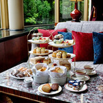 ザ・ラウンジ - 