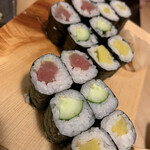 Sushi Izakaya Yataizushi - 巻物3種