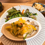 野菜とつぶつぶ アプサラカフェ - 野菜たっぷり鶏の南蛮ソース