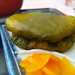 外ヶ浜町総合交流促進センター かぶと 食堂 - 若生おにぎり