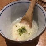 Shutei Chuuka Ikoi - 2022年7月 お通しは　胡麻豆腐の蟹餡掛け