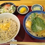 Teuchi Soba Udon Ayame - イカ天丼とそばセット 900円