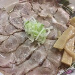 中華そば 白華楼 - 中華そば・肉増し