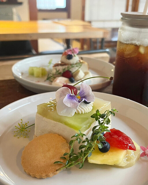 Jikka Cafe Yamada photo 5