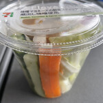 セブンイレブン - 野菜スティック　240円+税