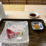 片折 - きじはたと平宗太鰹の刺身　甘酸っぱい鰹(@_@)