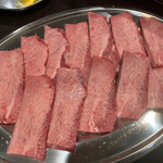 焼肉 裏天王寺安兵衛 - 特タン二人前