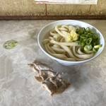 Teuchi Udon Tamura - ・うどん 小 冷 250円/税込
                        ・オリーブ豚 150円/税込