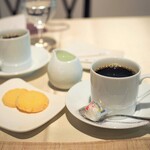 萬屋本店レストラン - コーヒーと小菓子