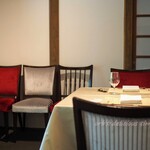 萬屋本店レストラン - テーブルセッティング