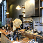 NORR COFFEE ROASTERS - 1階の一角