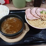 ラー麺 陽はまた昇る - ごはんと醤油つけ麺大盛